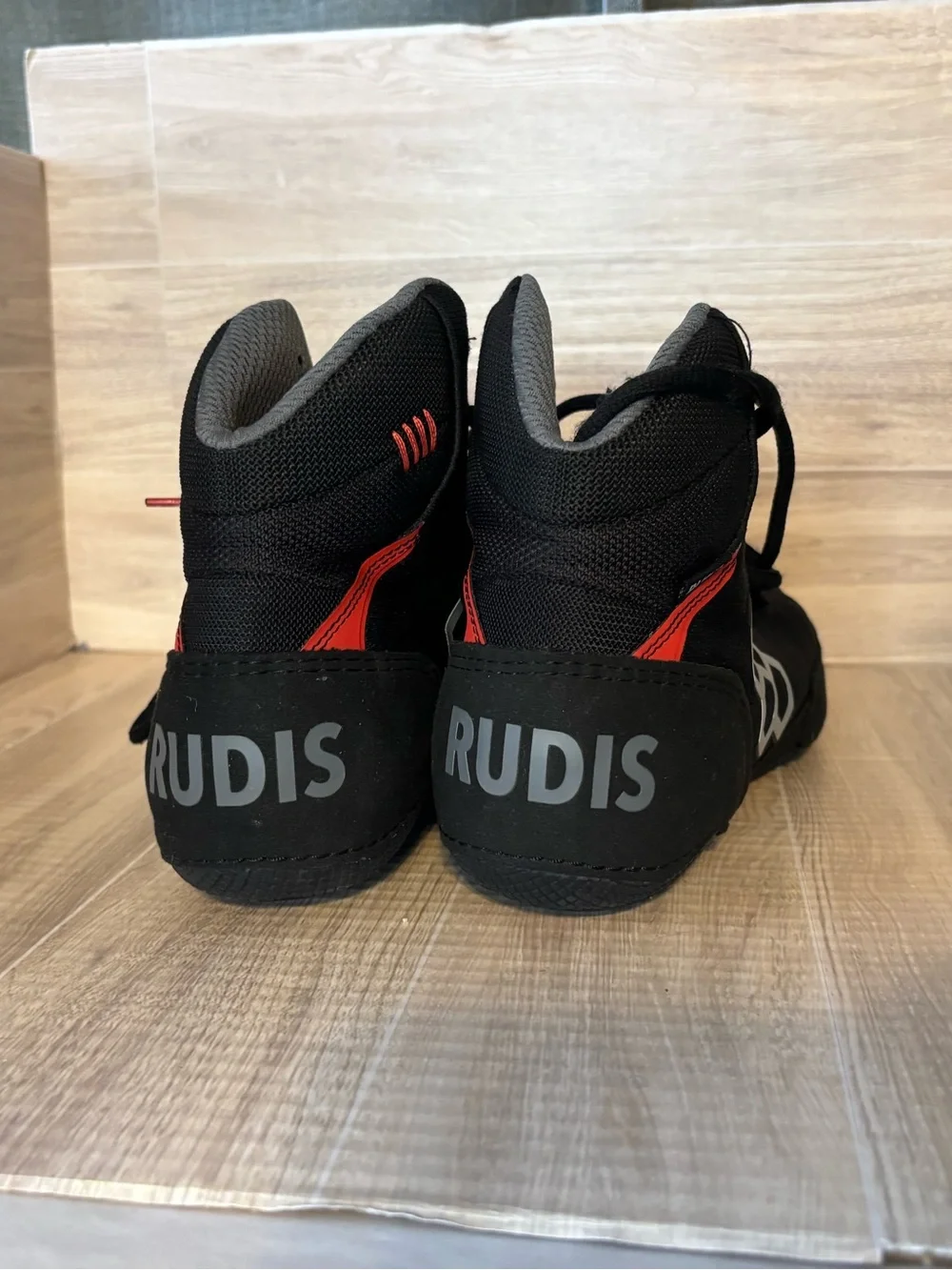 Rudis Colt 4.0 Live Wire Wrestling Shoes Black & Red Men’s Size 10